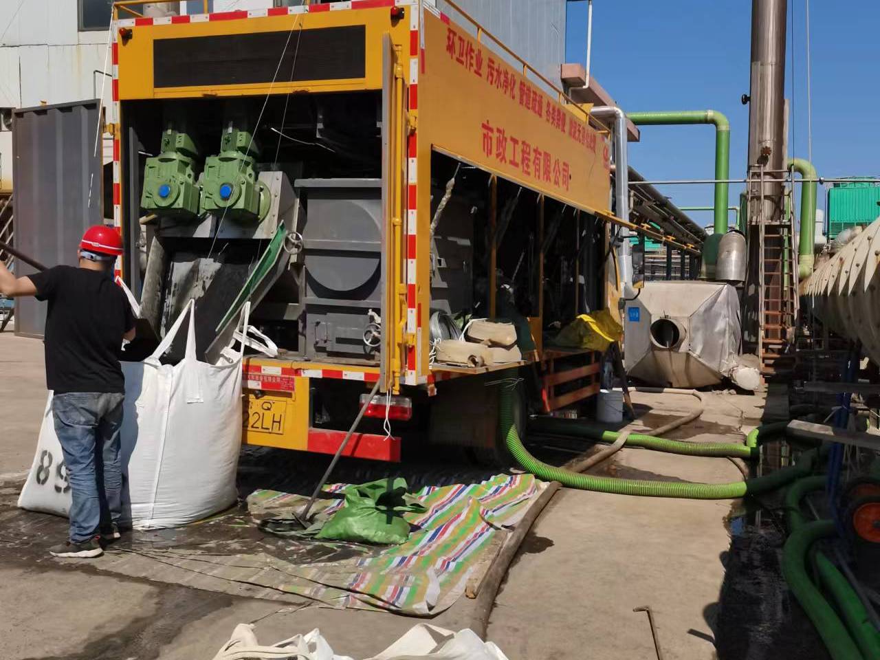 长安淤泥压干处理